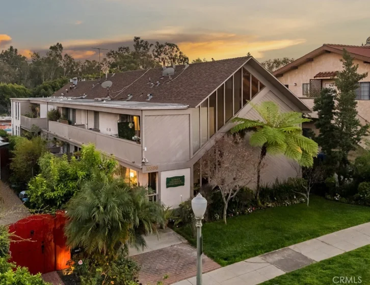 10396 Almayo Avenue #1 photo 1