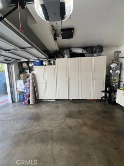 812 Inglewood photo 4
