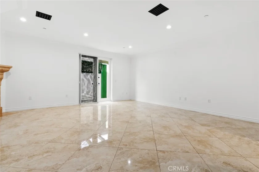 333 Milford Street #105 photo 18