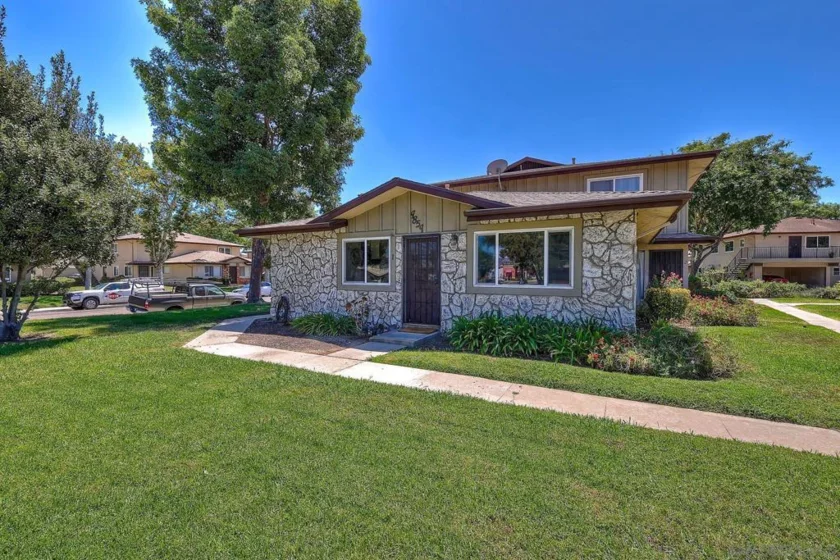 9859 Mission Vega Road #1 photo 2