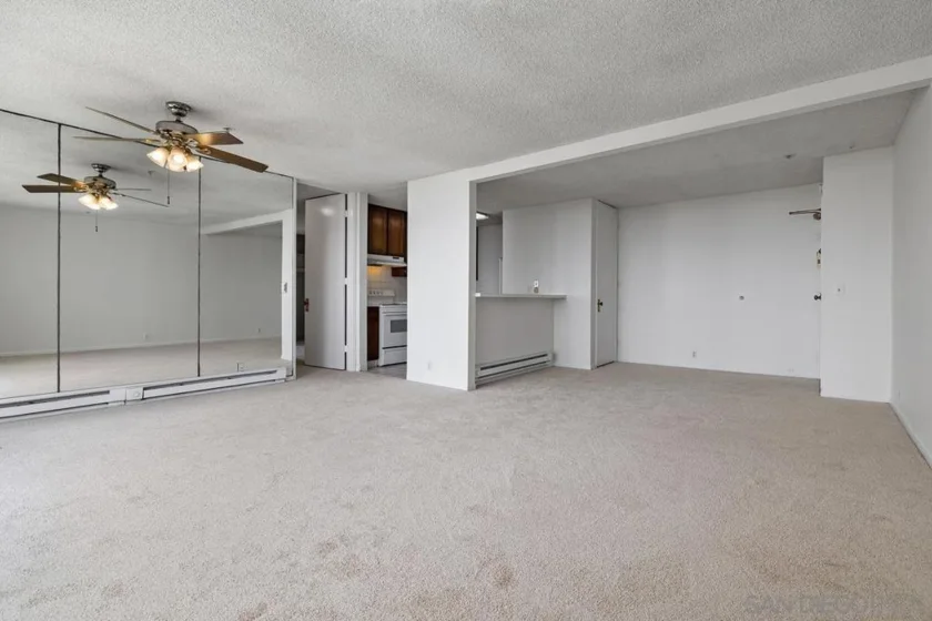 727 Sapphire Street #405 photo 41