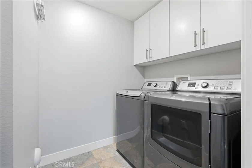 43 Gramercy photo 40