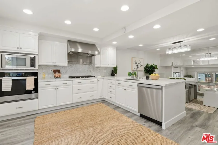 13224 Admiral Avenue #D photo 24