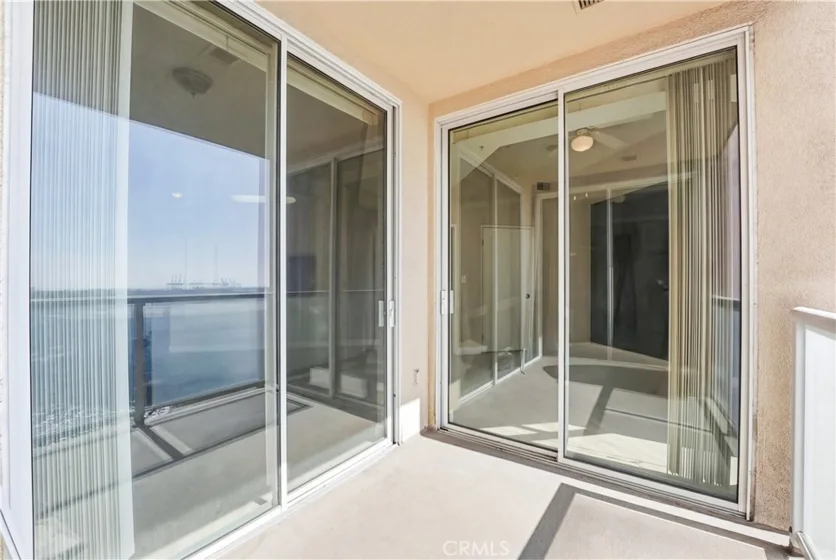 488 E Ocean #1518 photo 24