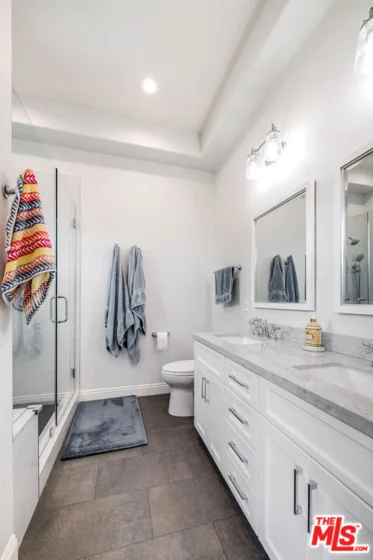 4435 Colfax Avenue #104 photo 20