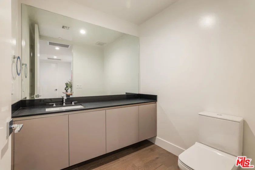728 N Sweetzer Avenue #308 photo 11