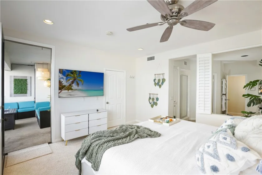 4165 Warner Avenue #202 photo 31