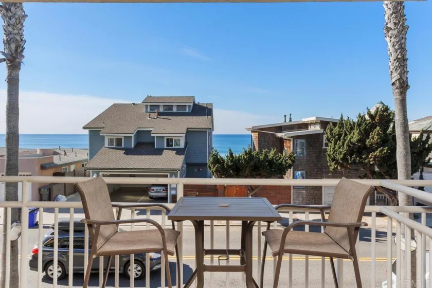 1112 S Pacific Street #B photo 24