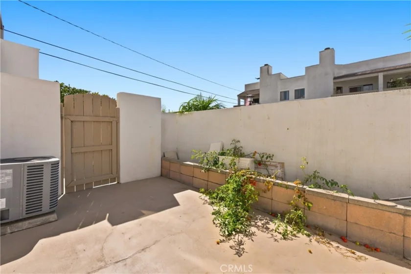 12700 Josephine photo 29