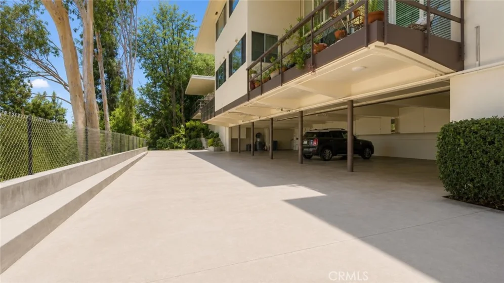 395 Cliff Drive #106 photo 37