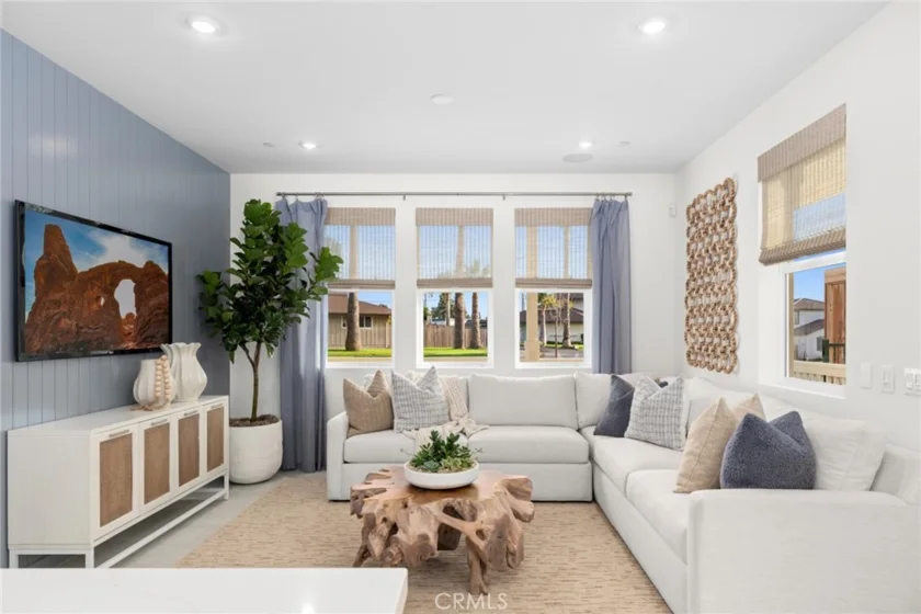 11757 Bailey Street photo 2