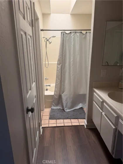 863 Encino photo 24