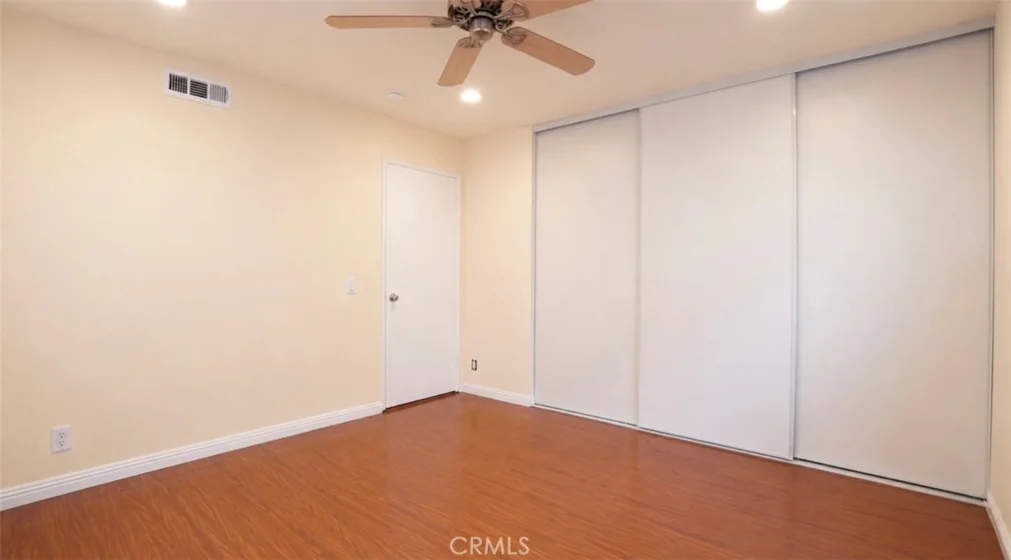 601 E Orange Grove #103 photo 3