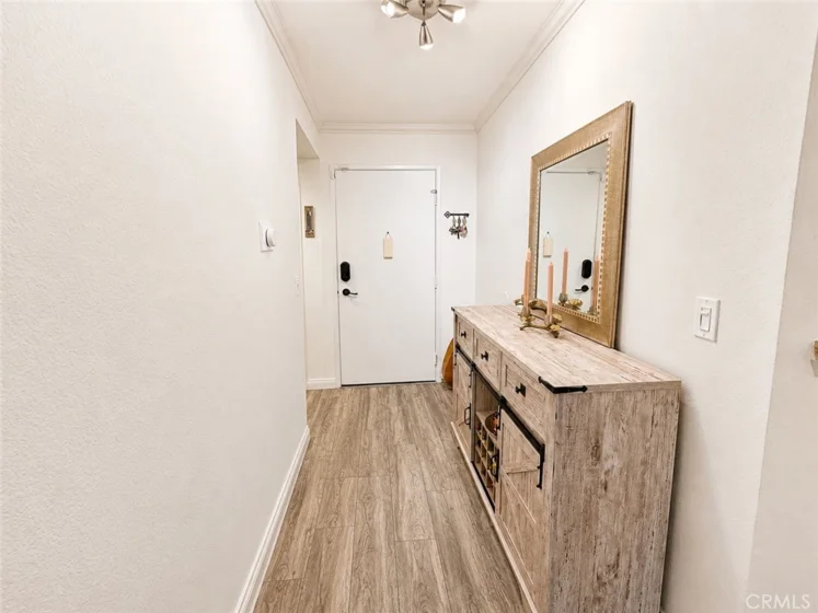 5565 Canoga Avenue #207 photo 6
