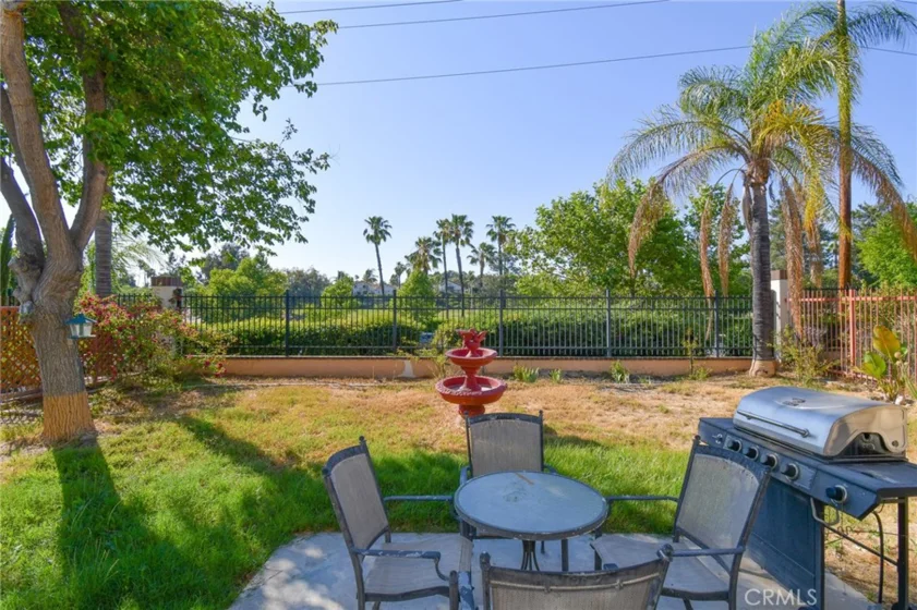 41489 Avenida De La Reina Photo