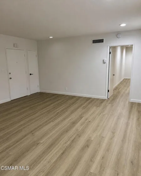 5400 Newcastle Avenue #68 photo 3