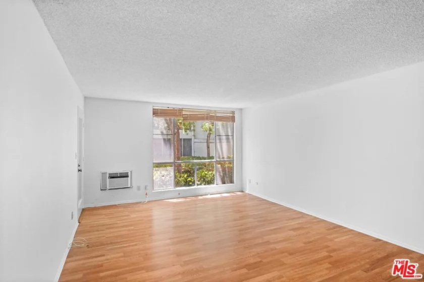 4900 Overland Avenue #183 photo 17