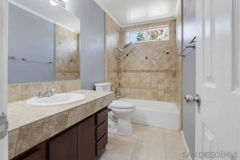 1626 Rue De Valle photo 19