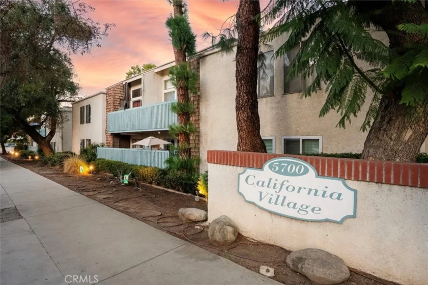 5700 Etiwanda Avenue #154 photo 25