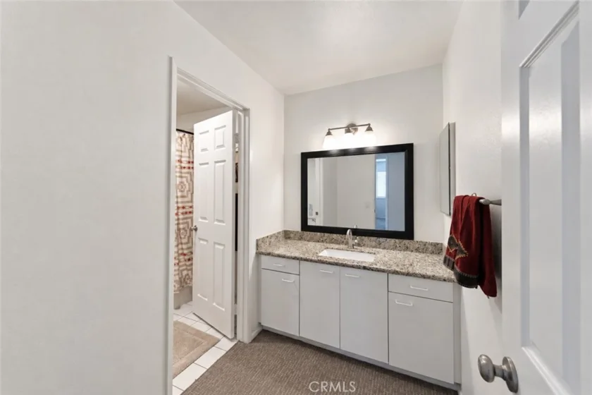 2607 Dove Creek Lane #B photo 31