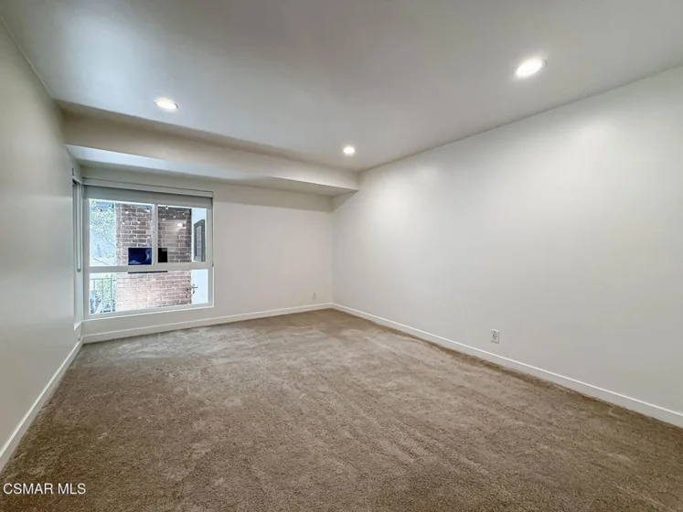 4807 Woodley Avenue #207 photo 34