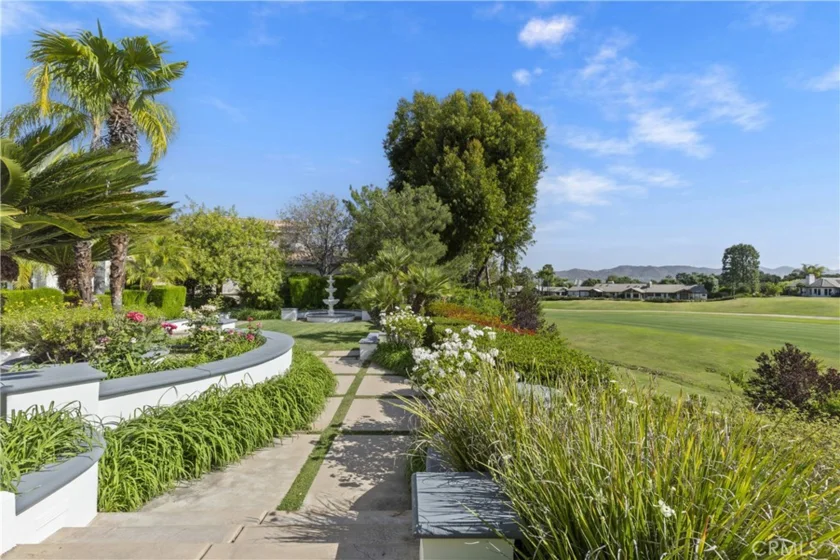 22421 Arbordale Court Photo