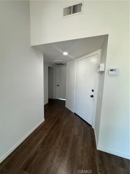 2548 Avenida Del Vista #T 202 photo 3