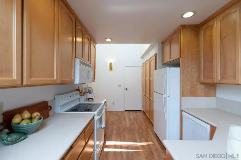 7621 Rainswept Lane photo 30