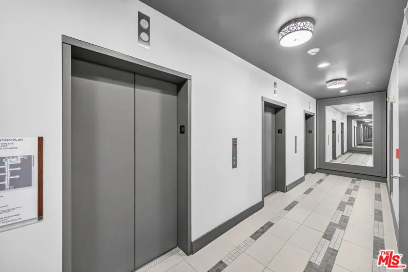 3810 Wilshire Boulevard #1108 photo 17