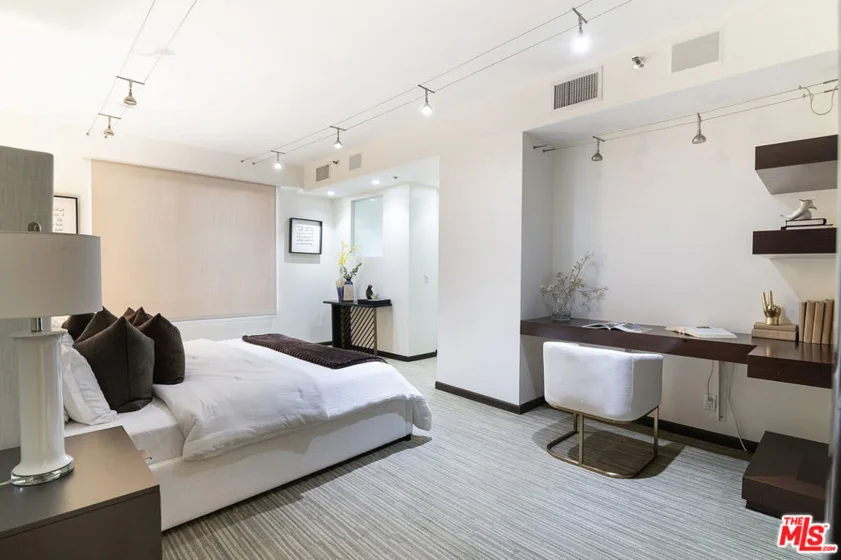 10550 Wilshire Boulevard #503 photo 7