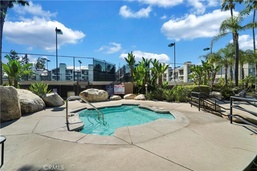 5535 Canoga #332 photo 25