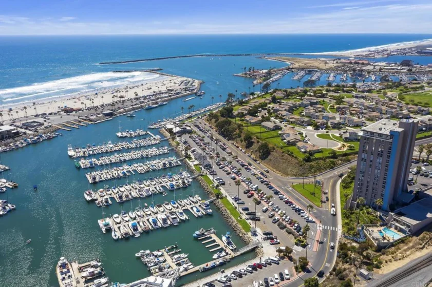 1200 N Harbor Drive #16B photo 2