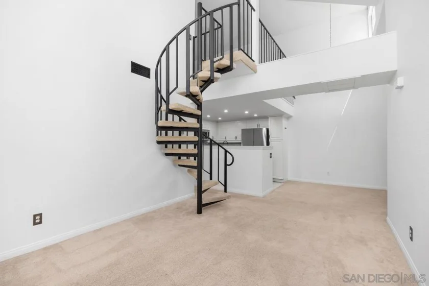 1564 Tanglewood Lane #15 photo 5