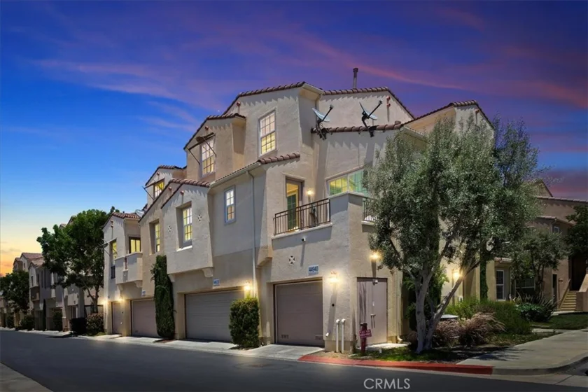44938 Honey Locust Drive #122 photo