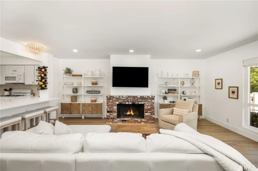 24725 Santa Clara #10 photo 33