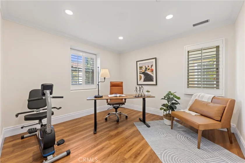 77 Canyoncrest photo 31