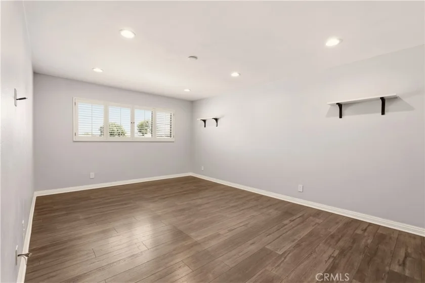 4542 Willis Avenue #302 photo 14