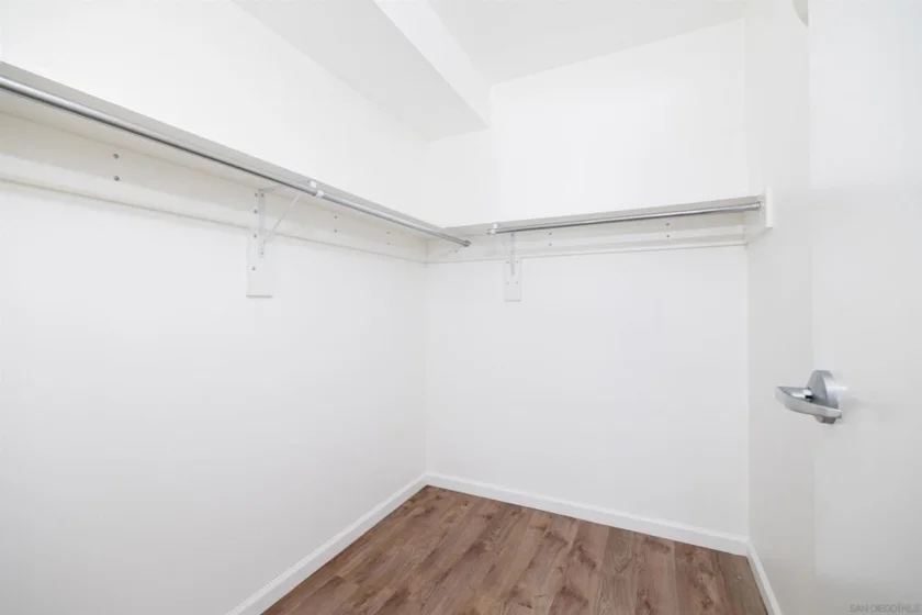 425 W Beech Street #722 photo 12