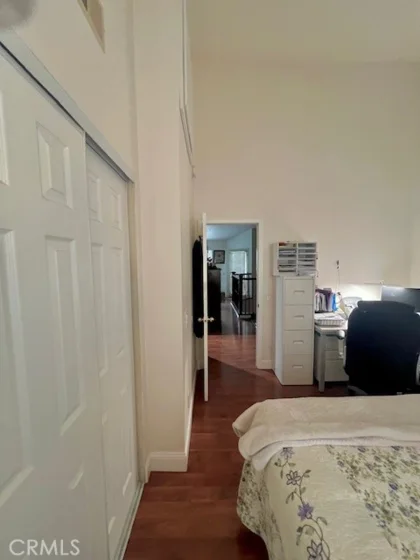 812 Inglewood photo 35