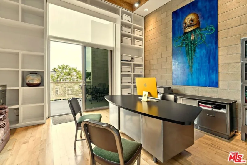 631 N Larchmont Boulevard #2 photo 8
