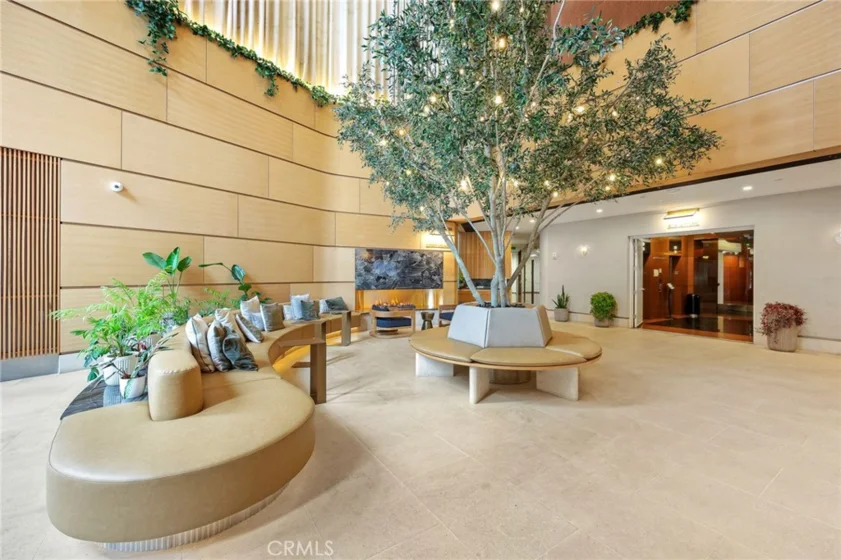 1100 Wilshire Boulevard #2607 photo 33