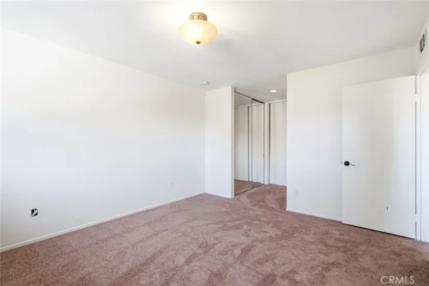 26291 Roundtree Court photo 32