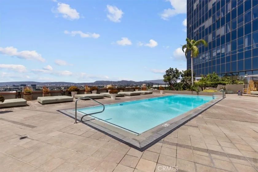 1100 Wilshire Boulevard #1812 photo 35