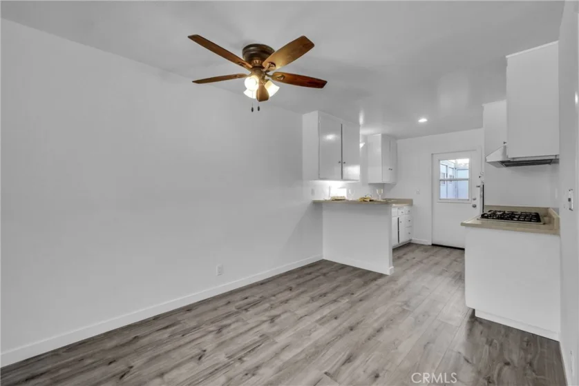 107 Lexington photo 3