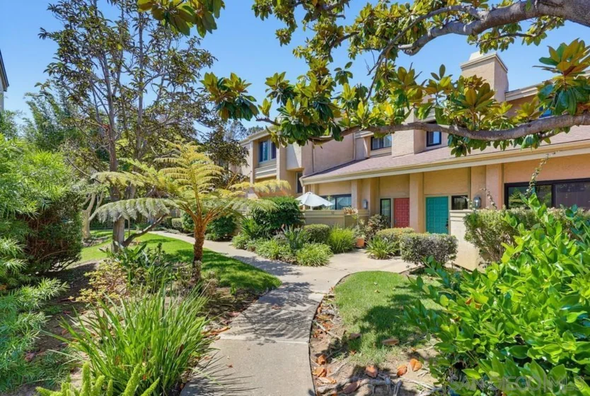 3249 Caminito Eastbluff #31 photo 1