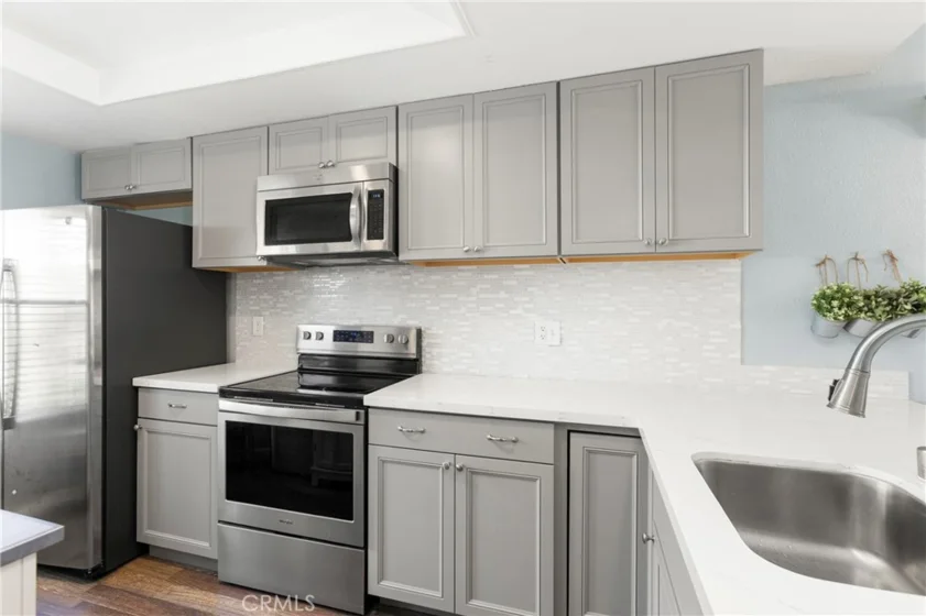 137 Pearl photo 9