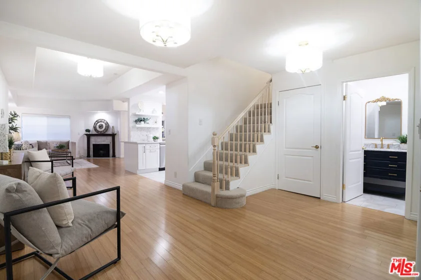 1537 S Wooster Street #105 photo 2