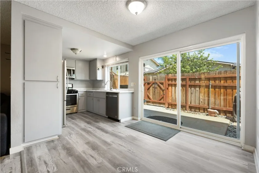 303 W Linda Vista Avenue #19 photo 6