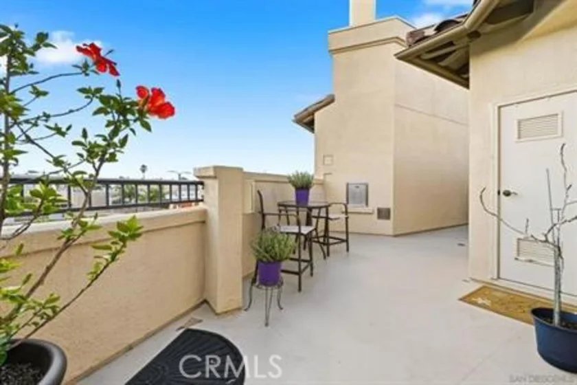 543 Laguna Drive photo 60