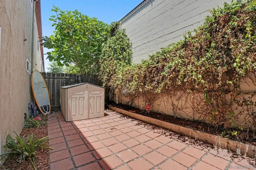 930 Peach Avenue #11 photo 14